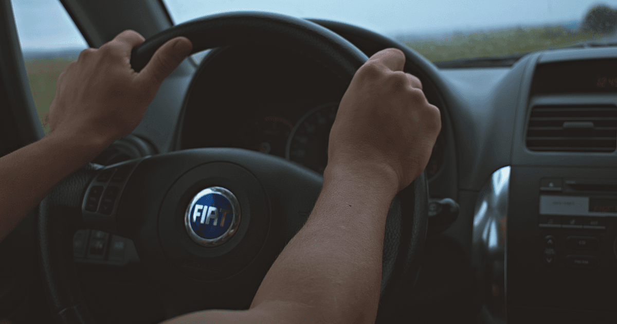 Limitare Putere Motor în Primii 2 Ani de Permis — Ce Se Propune