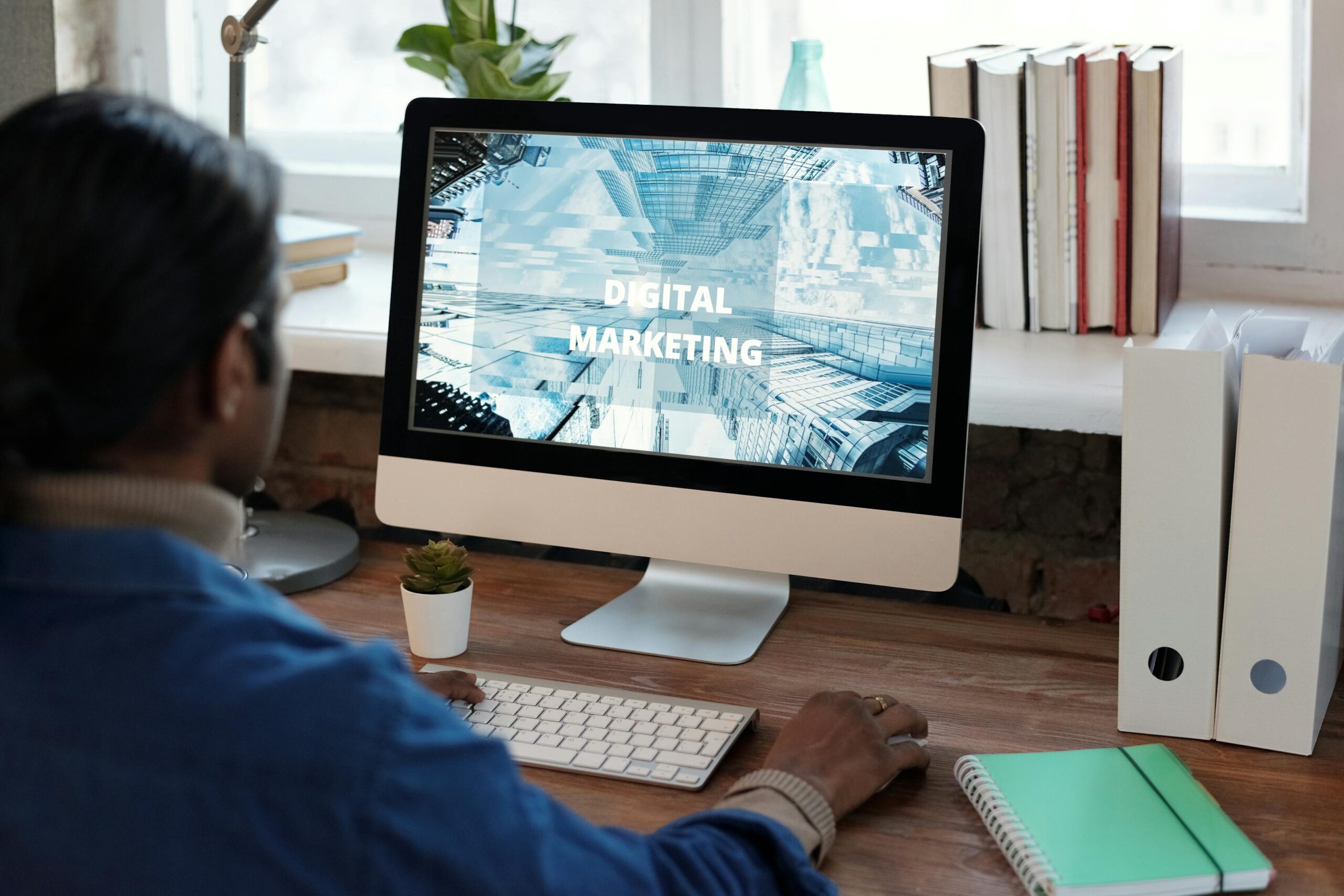 SEO local pentru cabinete de avocatură: tactici 2026 conforme cu Statutul UNBR
