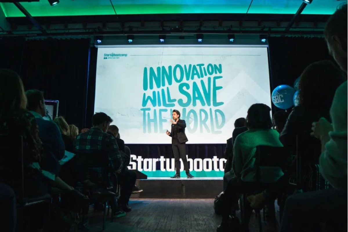 Startupbootcamp — Avocatul Digital / Lexeto